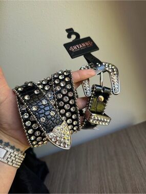 NWT Shyanne Black Crystal Embellished Western Belt Size S/M